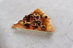 Felie Pizza Capricciosa  image