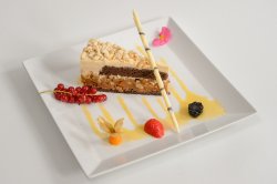 Tort snickers image