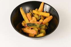 Tempura Veggie cu sos de sweet chilli image