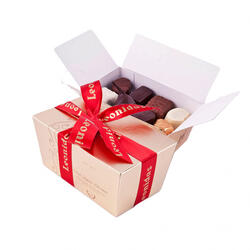 Ballotin Petit ciocolata asortata 375g (24 praline) image