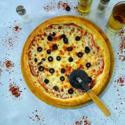 1+1 gratuit: Pizza diavolo image
