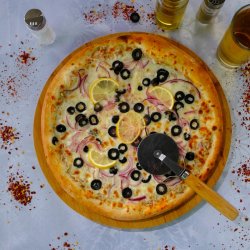 1+1 gratuit: Pizza cu ton image