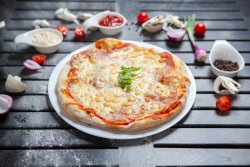 Pizza Prosciutto image