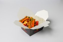 Rice Box - Pui cu Legume în sos și orez image