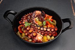 Tigaie de caracatiță la Josper image
