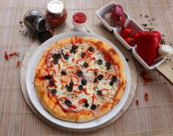 Pizza Capriciosa image