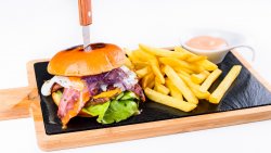 20% reducere: American Burgers  400 gr image