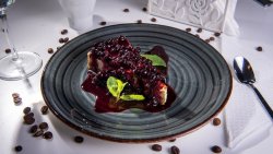 Combo Cheesecake cu fructe de pădure +doza Cola image