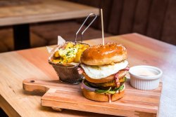 Holiday maker - egg&bacon burger image