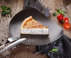 Tarta cu 4 cascavaluri - 215g image