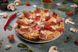 Pizza Speck e gorgonzola image