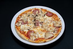 Pizza Salami image