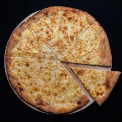 Focaccia con Parmigiano image
