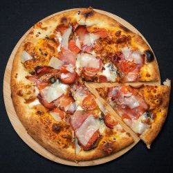 Pizza Tartufo image