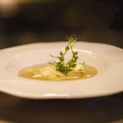 Supa crema de hribi de transilvania cu trufe negre image
