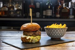 Cheeseburger image