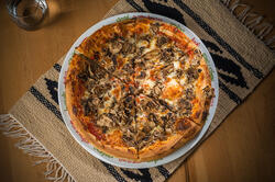Pizza Funghi image