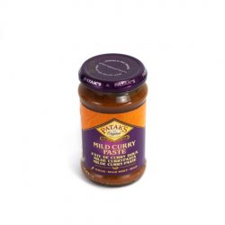 Pataks mild curry paste image