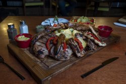 Platou mix grill 4 persoane image