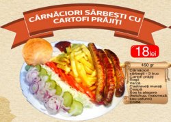 Cârnăciori sârbești cu cartofi prăjiți image