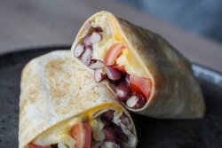 Burrito cu fasole si cascaval (350g) image