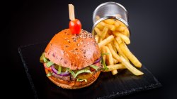 Top Burger , cartofi/maioneză / 450 g image