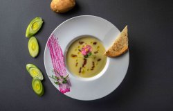 Supă cremă vichyssoise (praz, cartof) image