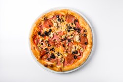 Pizza quattro stagioni image