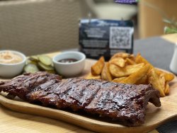 Scăricică cu cartofi condimentați și sos barbeque image