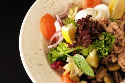 Salată Nicoise  image
