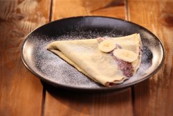 Clătită cu nutella și banane 330 g image
