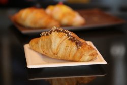 Croissant cu Nutella 120g image