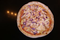 Pizza Tonno E Cipole E Carciofini 600gr image