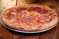 Pizza Salami Dolce 500gr image