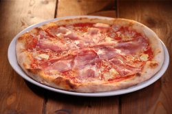 Pizza Speck e Brie 540gr image