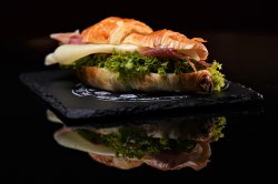 Croissant Modena image