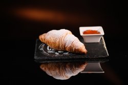 Croissant gem image