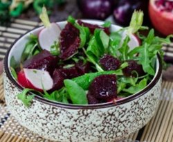 Salată de rucola image