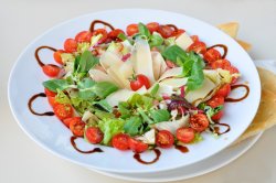Salata cu parmezan image