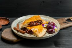 Palaneț cu prune caramelizate cu scorțișoară image