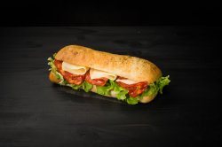 Sandwich cu salam picant 300g image