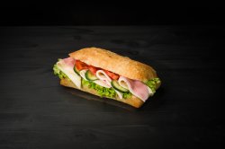 Sandwich cu sunca 300g image