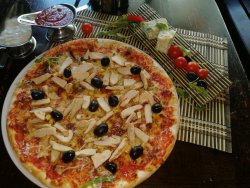 Pizza Pollo image
