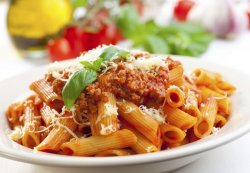 Penne bolognese image
