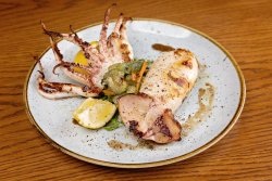 Calamari alla griglia image