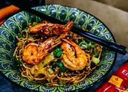 Shrimps Chow Mein image