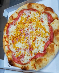 Pizza Salami image