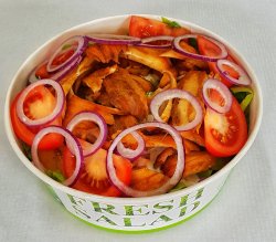 Salată cu carne de kebab image