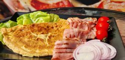 Omletă cu bacon și ceapă+ doză Pepsi image