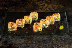 Flamed Salmon Roll image